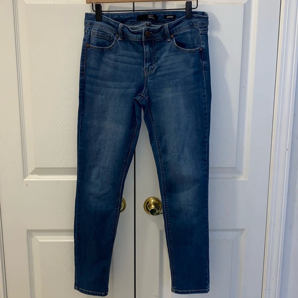 1822 Denim Adrianna Women’s Skinny Jeans Size 29